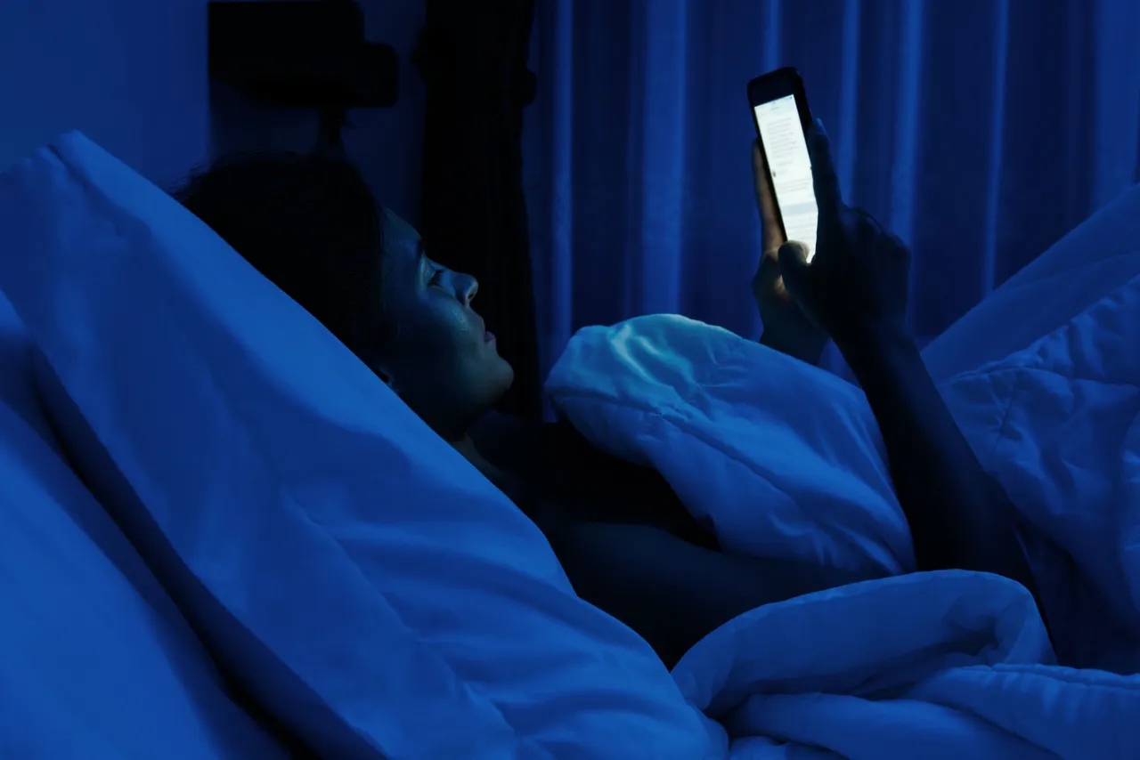 phonecallslatenight3