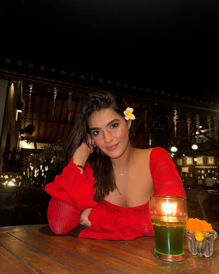 Kavya Thapar