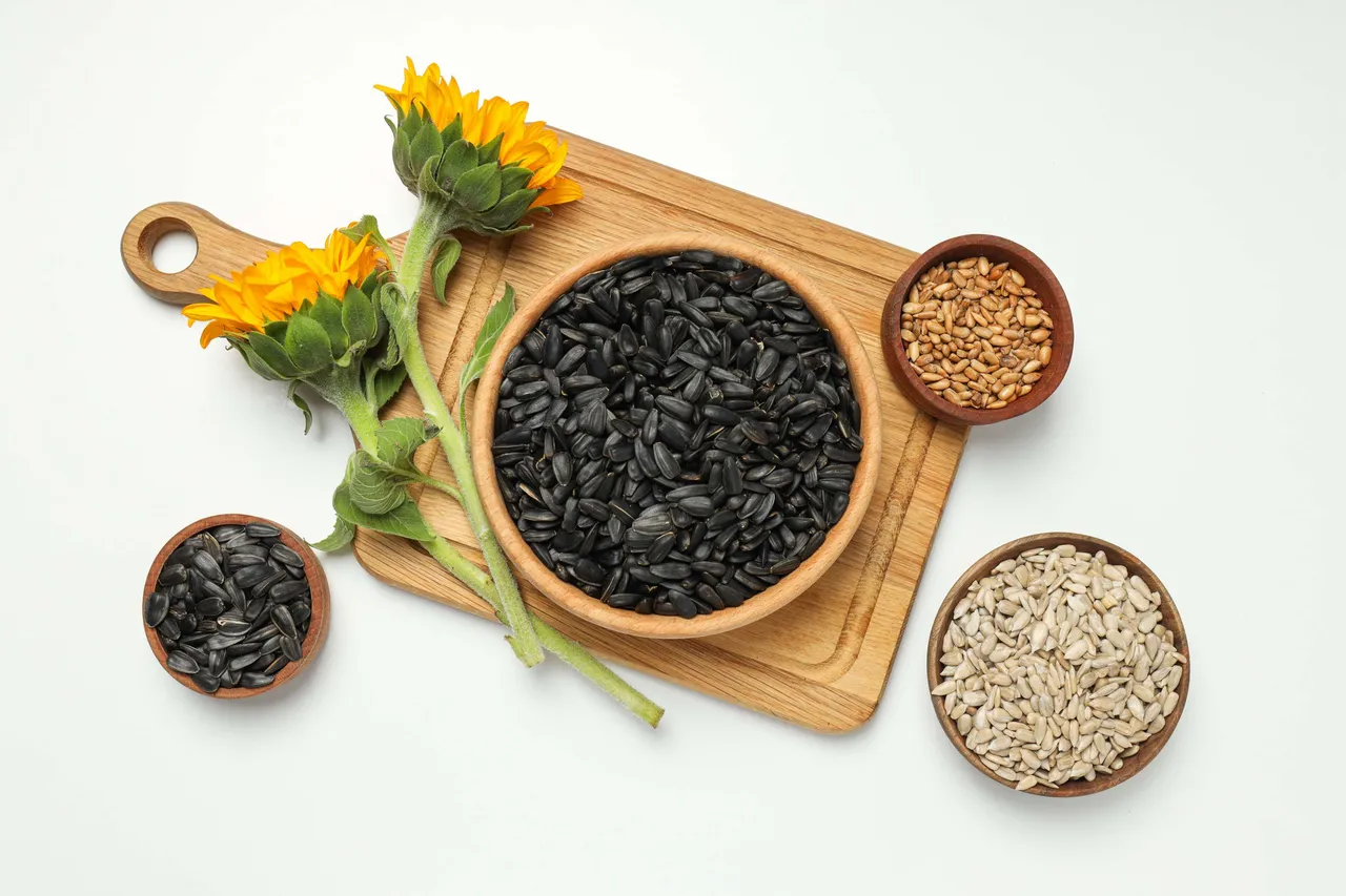 sunflowerseeds3