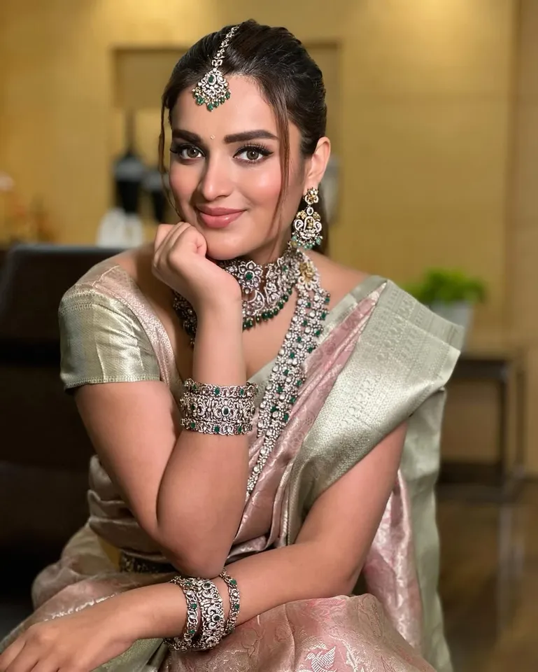 nidhi