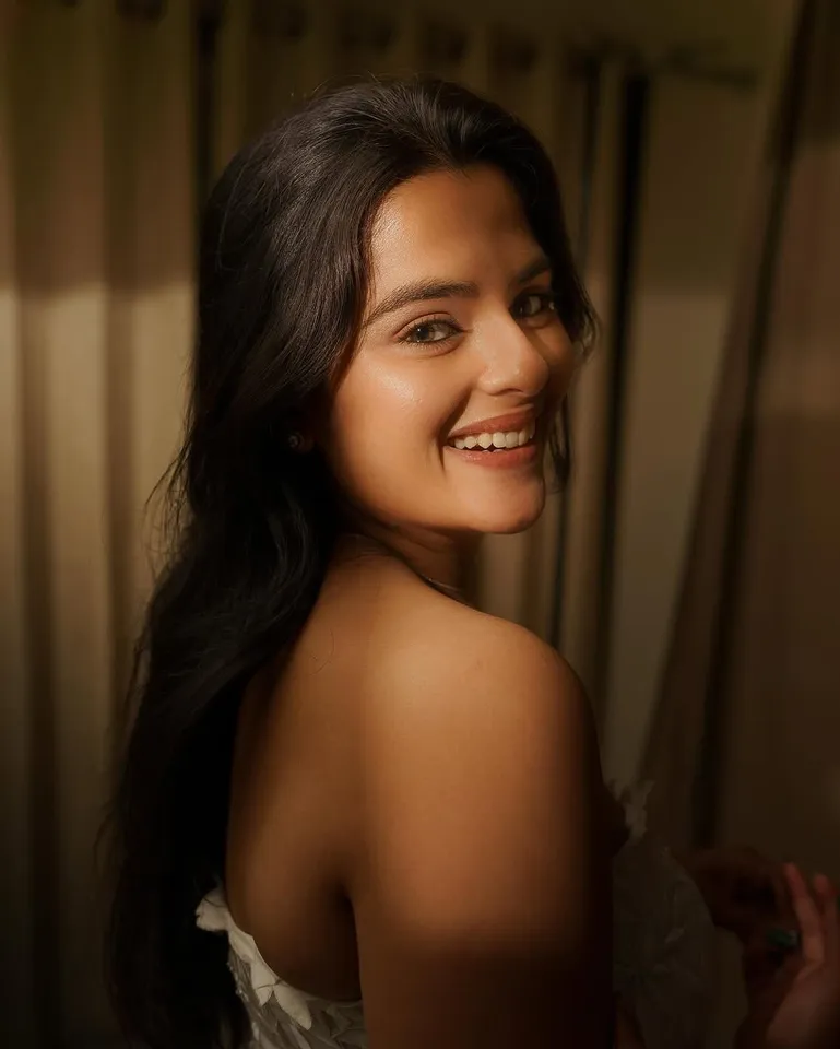 kavya kalyanram