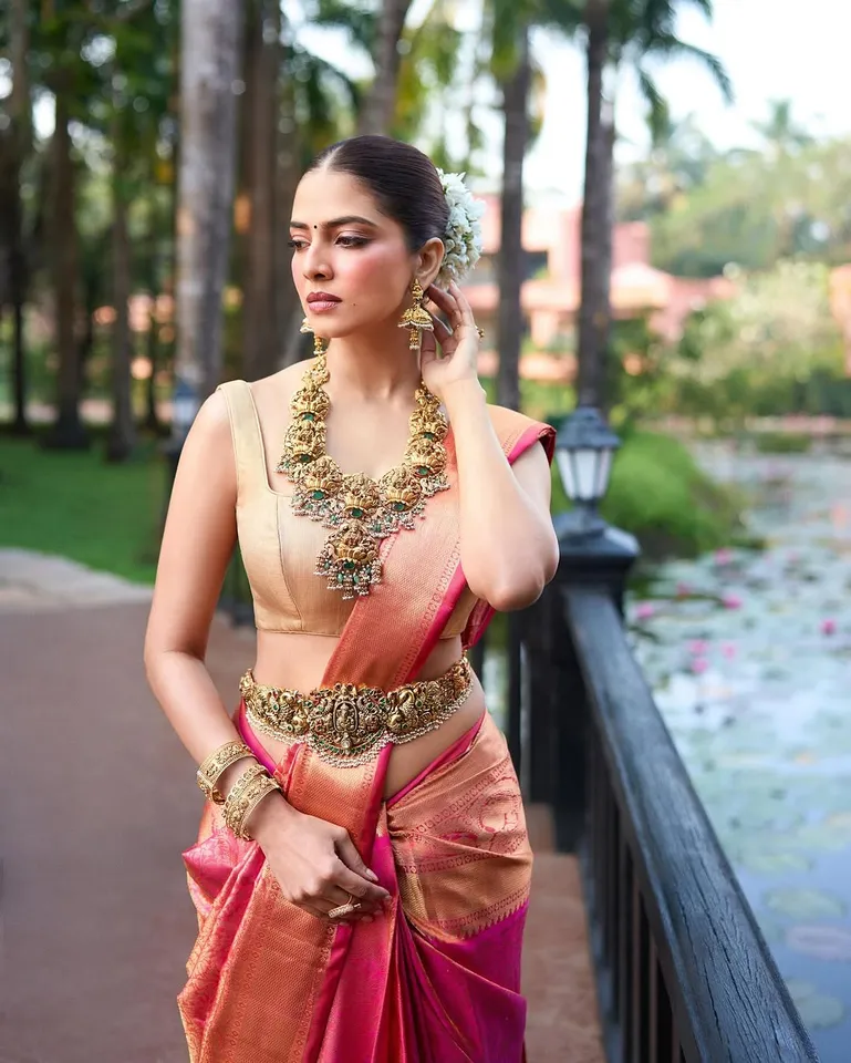 malavika mohanan
