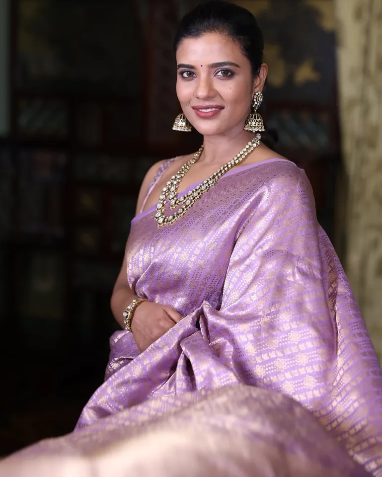 Aishwarya Rajesh saree looks