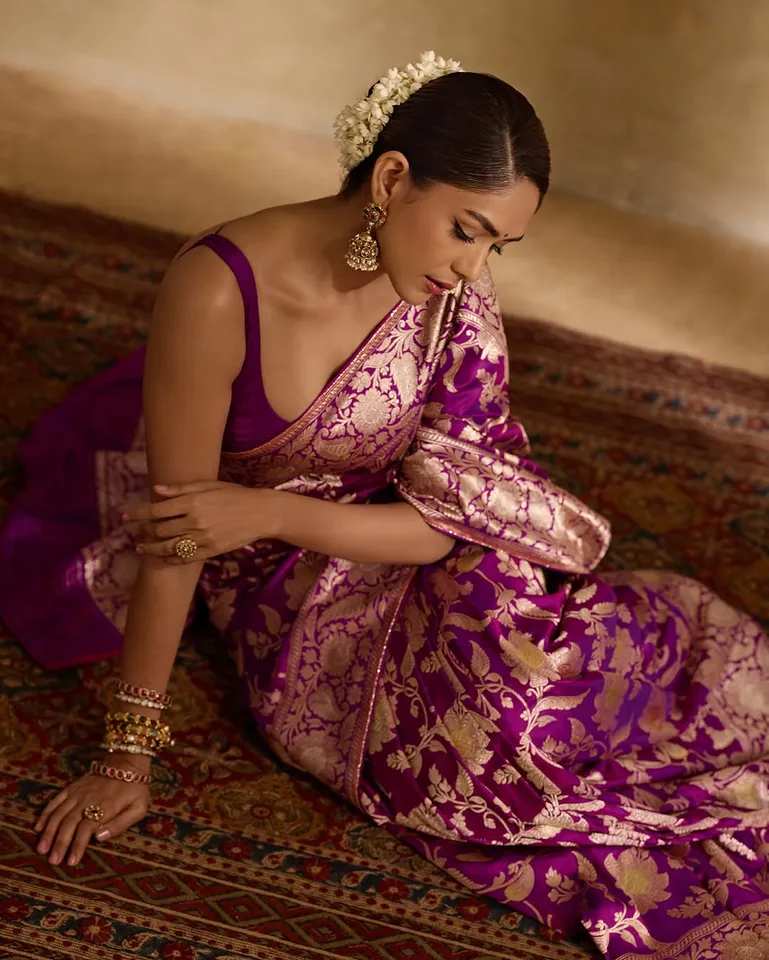 mrunal  latest saree looks