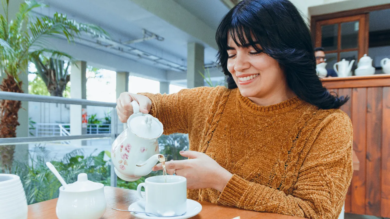 drink tea after dinner
