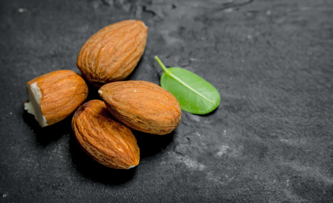 Almonds age