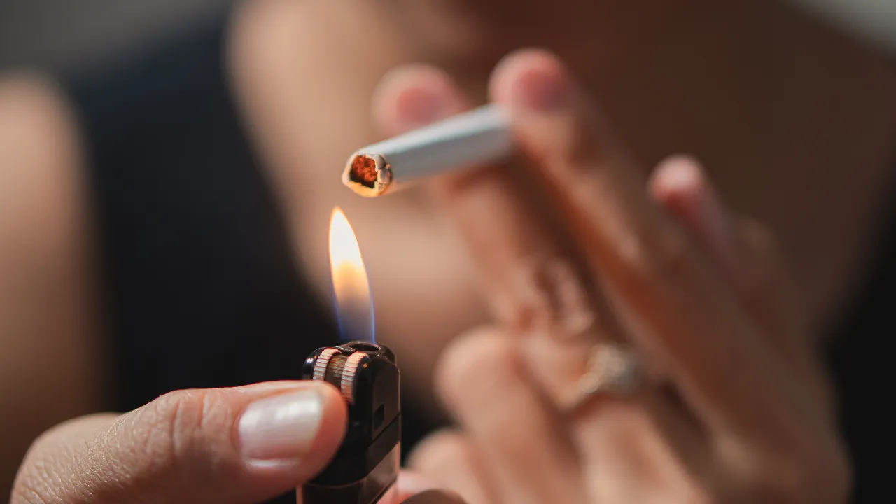 Cigarette