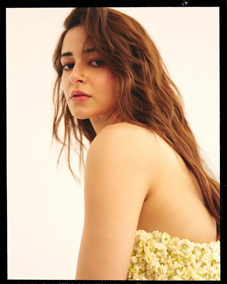 Ananya Pandey fashion looks  