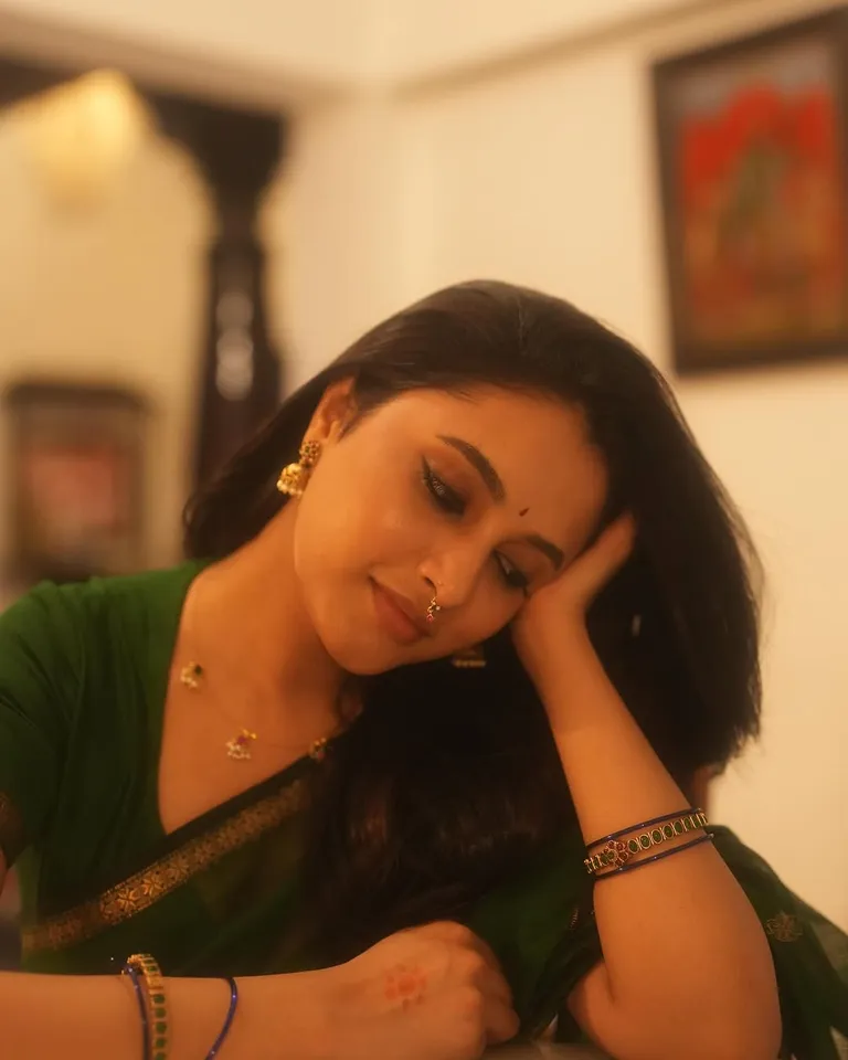 Priyanka latest photos in vintage look 