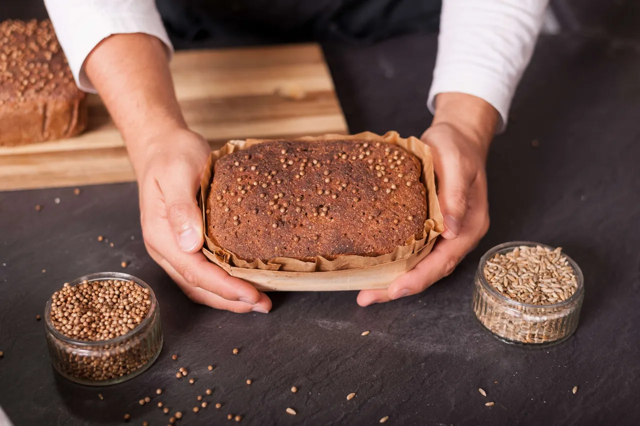 Millet bread 