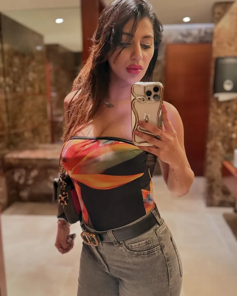 Yashika Anand 