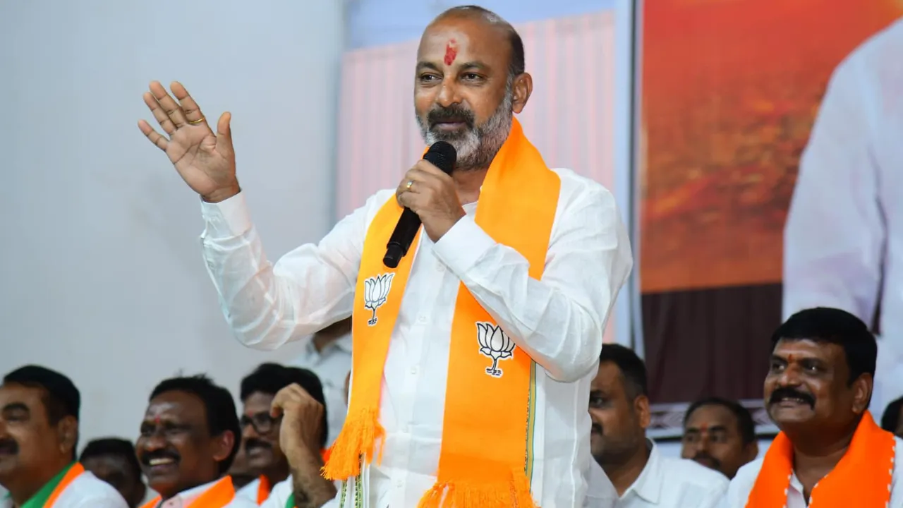 Bandi Sanjay Comments on Delhi Election Results 