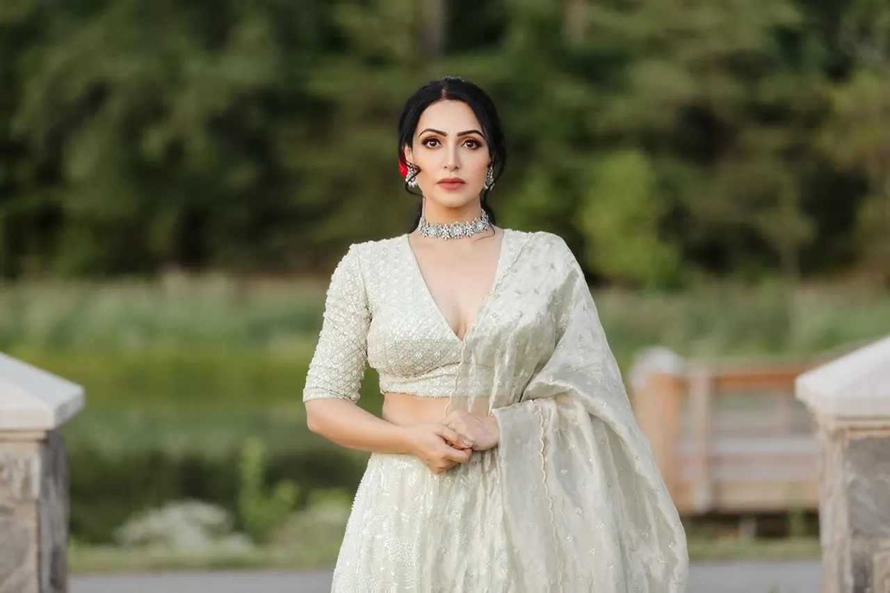 Nandini roy
