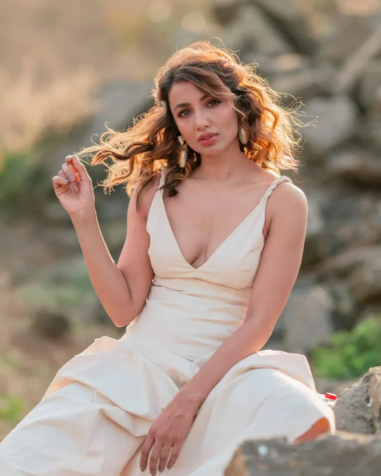 Tejaswi Madivada stunning looks