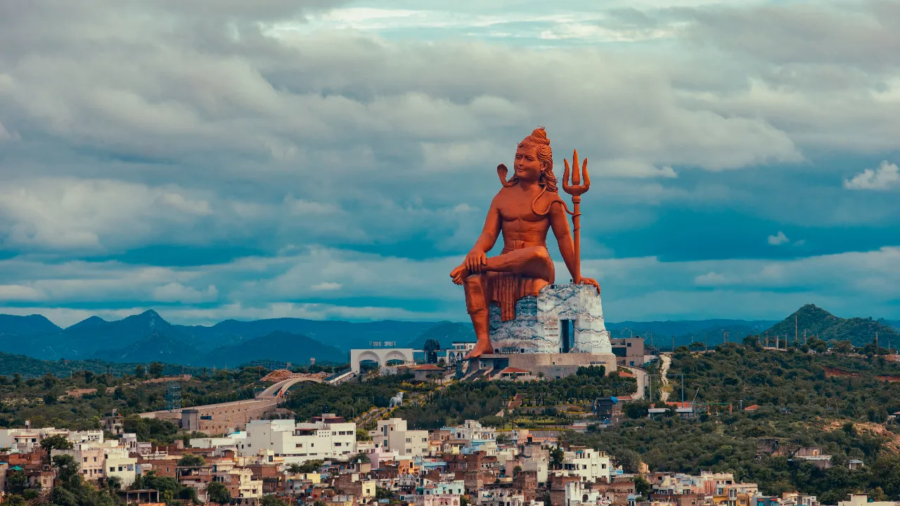 Maha Sivaratri 2025 tempul