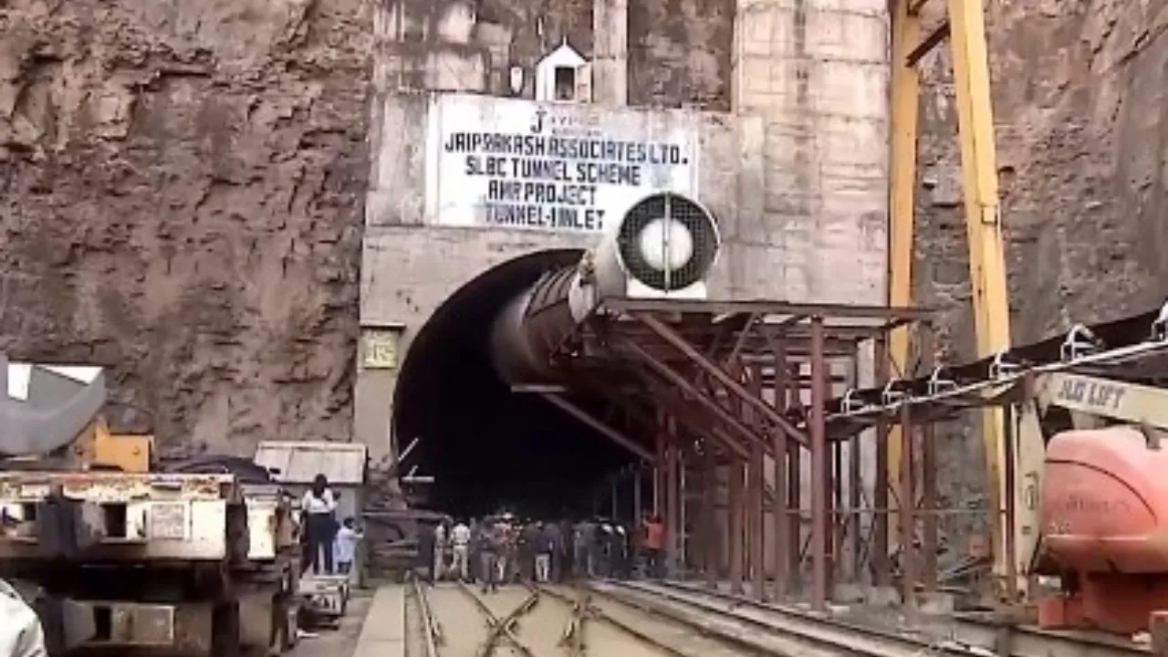 CM Revanth Reddy Tunnel