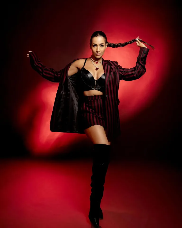 Malaika stunning poses