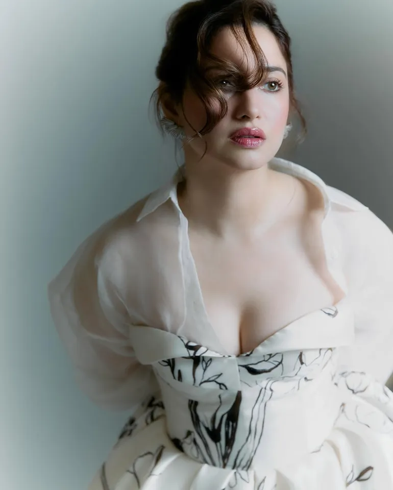 Tamannaah stuns  in white photos
