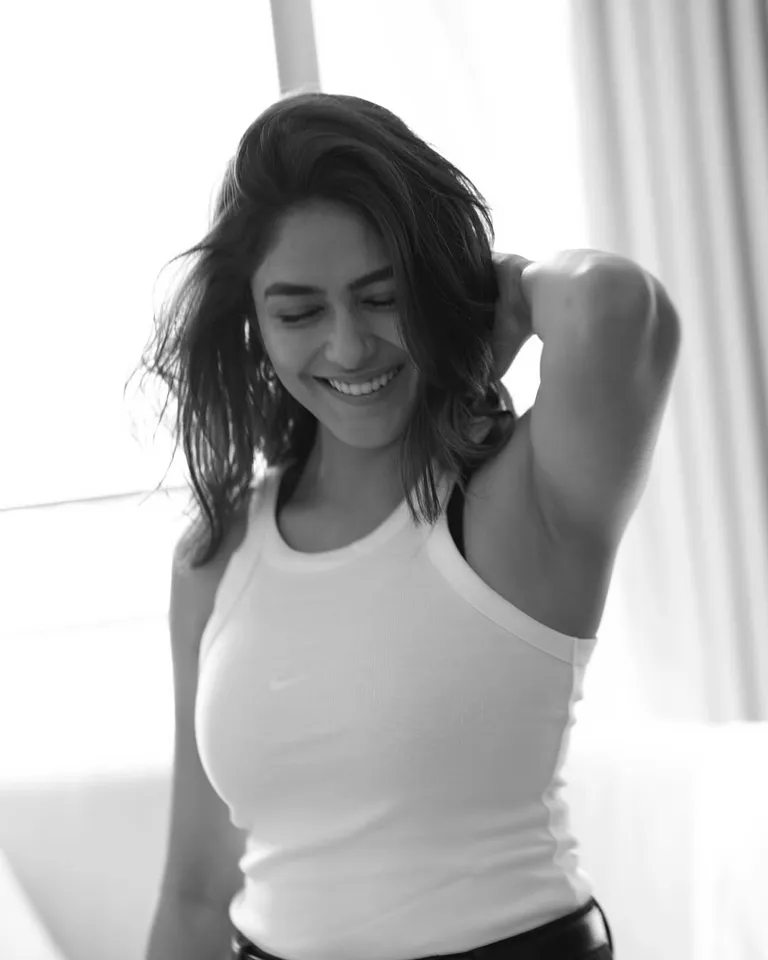 Mrunal Thakur