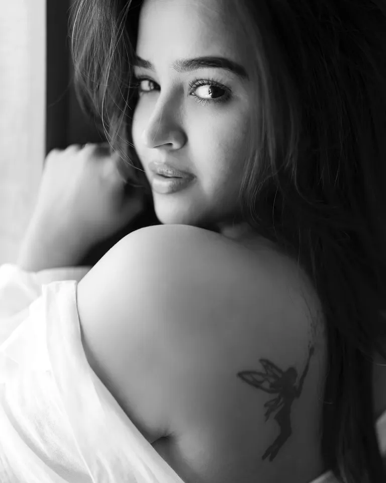 Pujita Ponnada stunning looks in white 