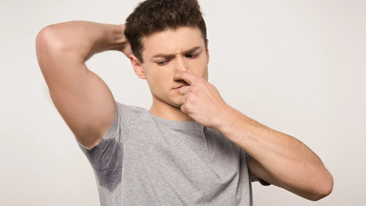  sweat smell 