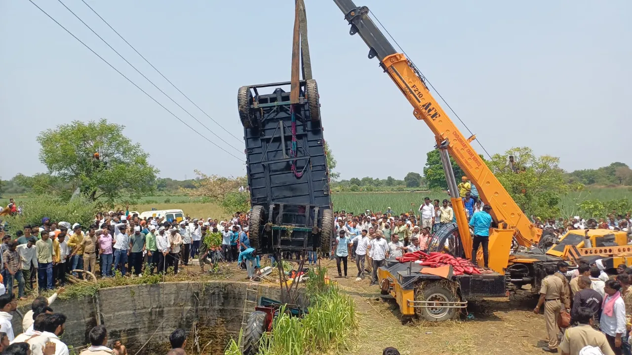 tractor accident in MH