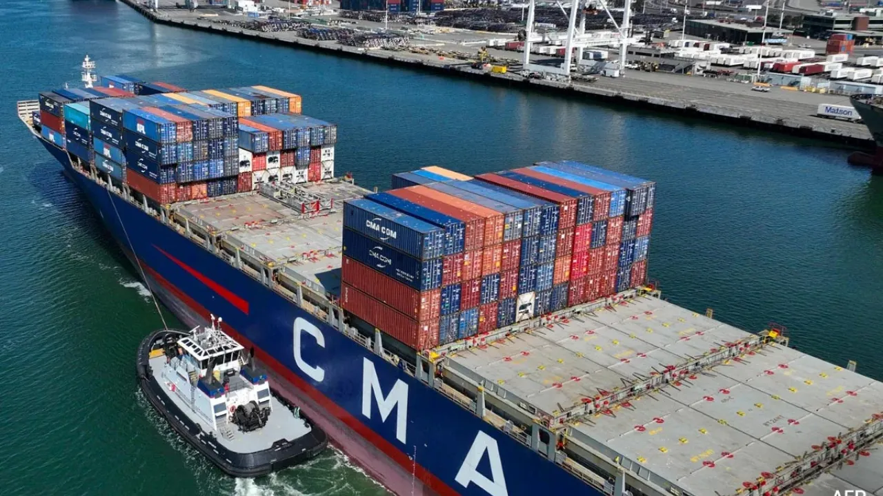China Halts Export Of Key Metals