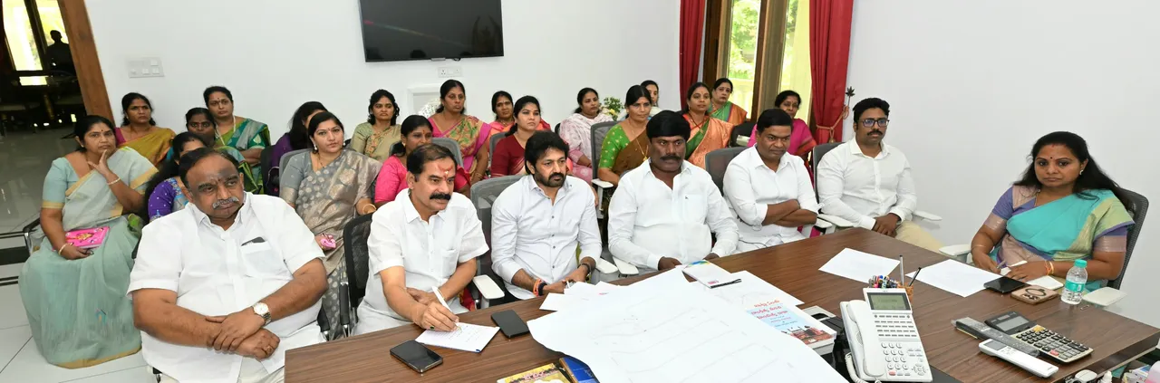 రజతోత్సవ సభ ఏర్పాట్లపై KCR సమీక్ష-PHOTOS