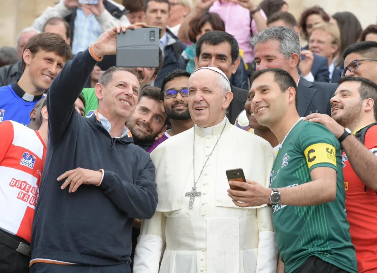 pop Francis tenth photo
