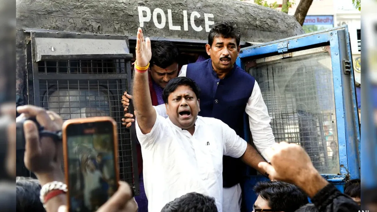 Police detain Union minister Sukanta Majumdar