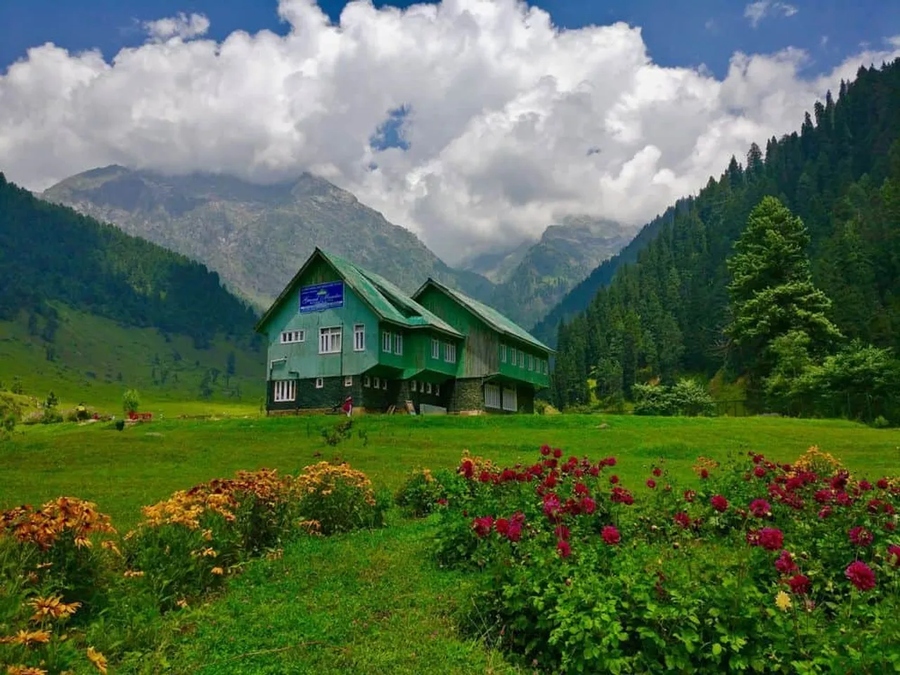 Aru Valley