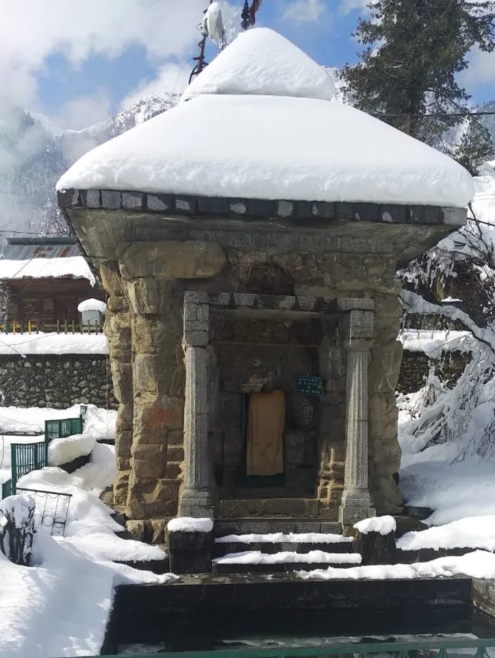 Mamaleshwar Temple 