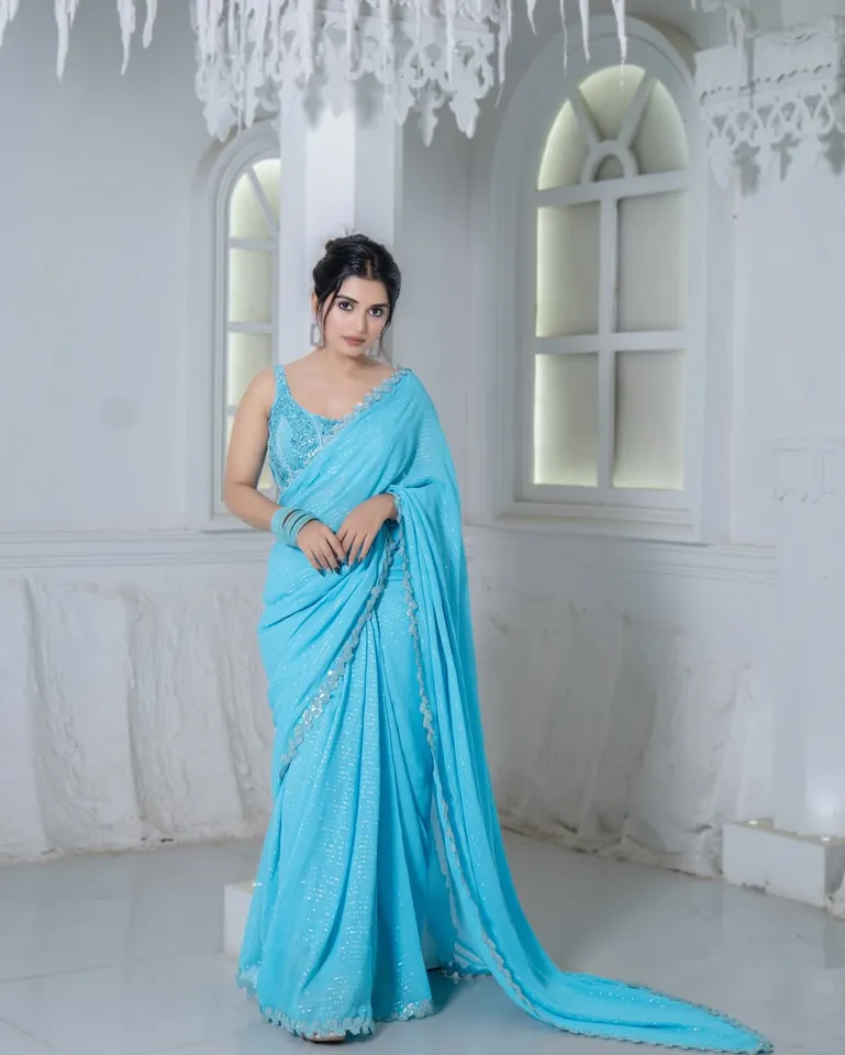 Priyanka jain in blue first pic