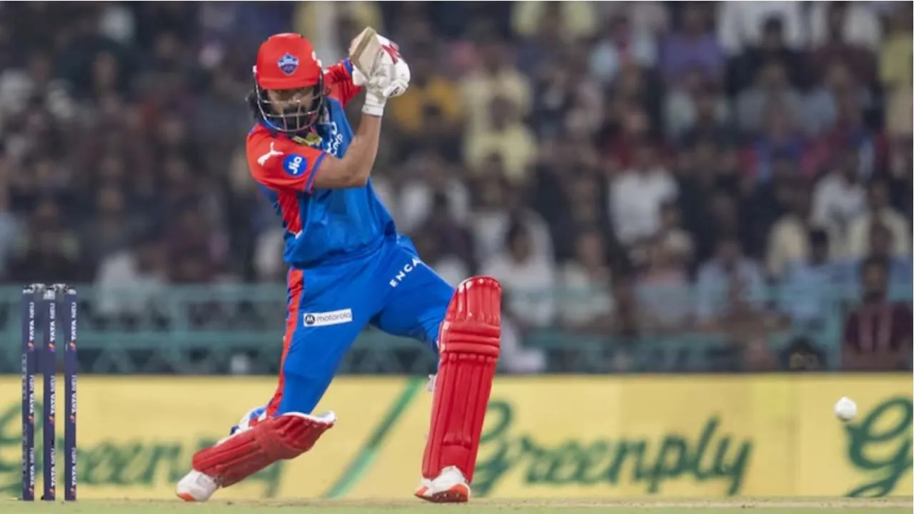 DC vs RCB Live Score
