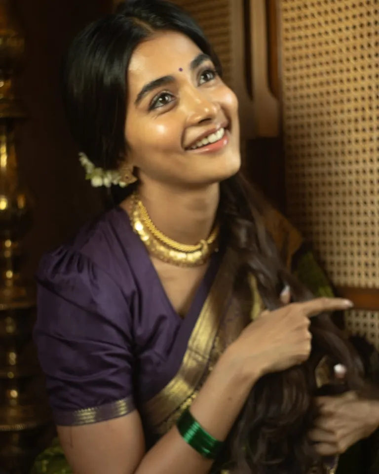 pooja hegde in 70 yeras saree first pic