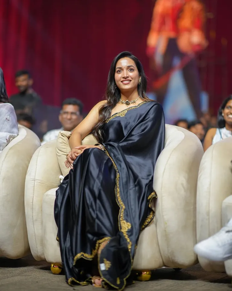 Sri nidhi shetty