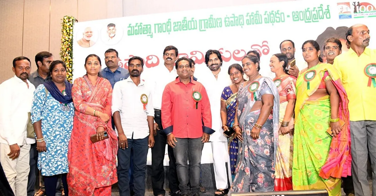 కార్మికులతో కలిసి పవన్ మేడే వేడుకలు-PHOTOS