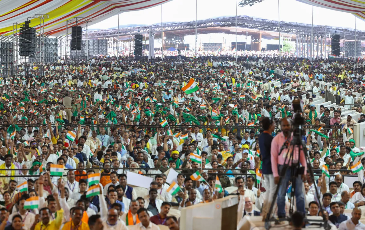 modi chandrababu pawan kalyan amaravathi6
