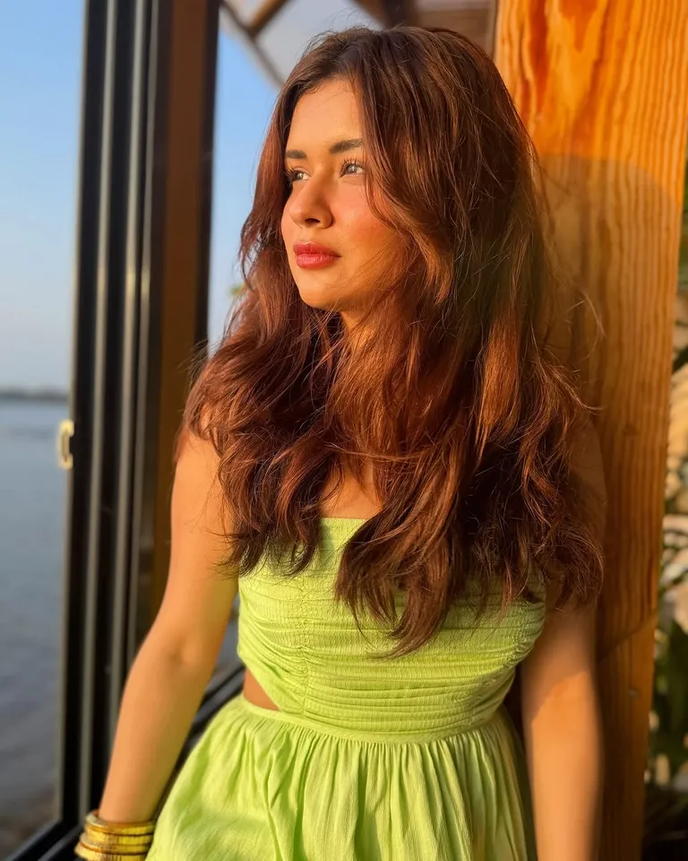 Avneet Kaur: గ్రీన్ డ్రెస్‌లో అవ్‌నీత్ కౌర్ అందాలు.. క్యూట్ లుక్స్‌తో పిచ్చెక్కిస్తుందిగా!
