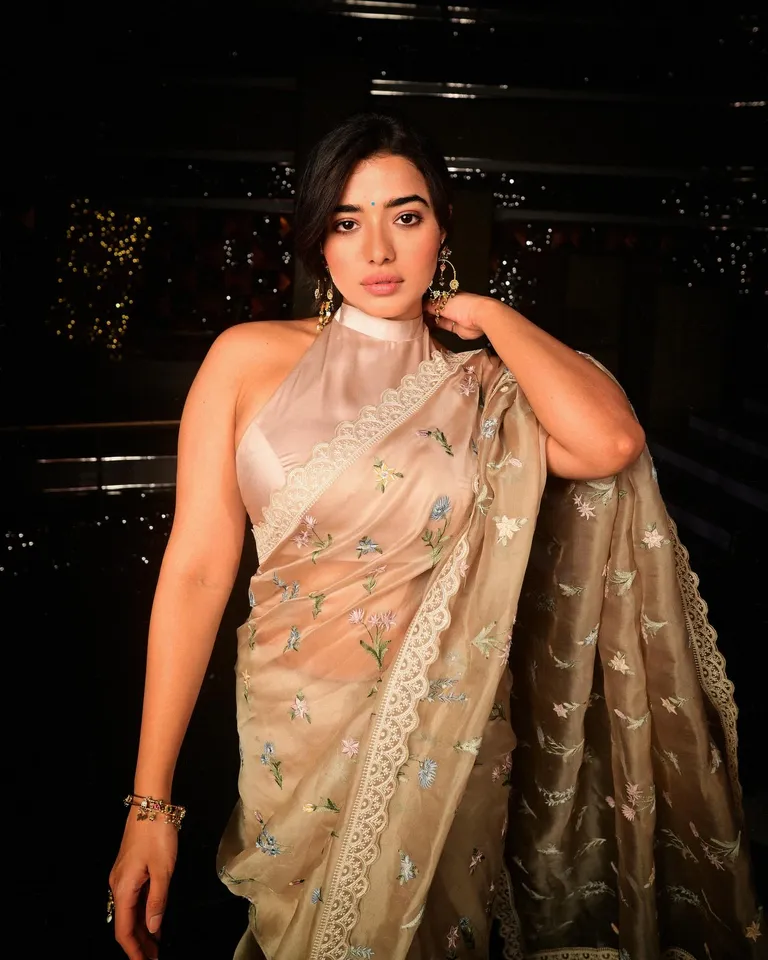 Ketika Sharma Photos
