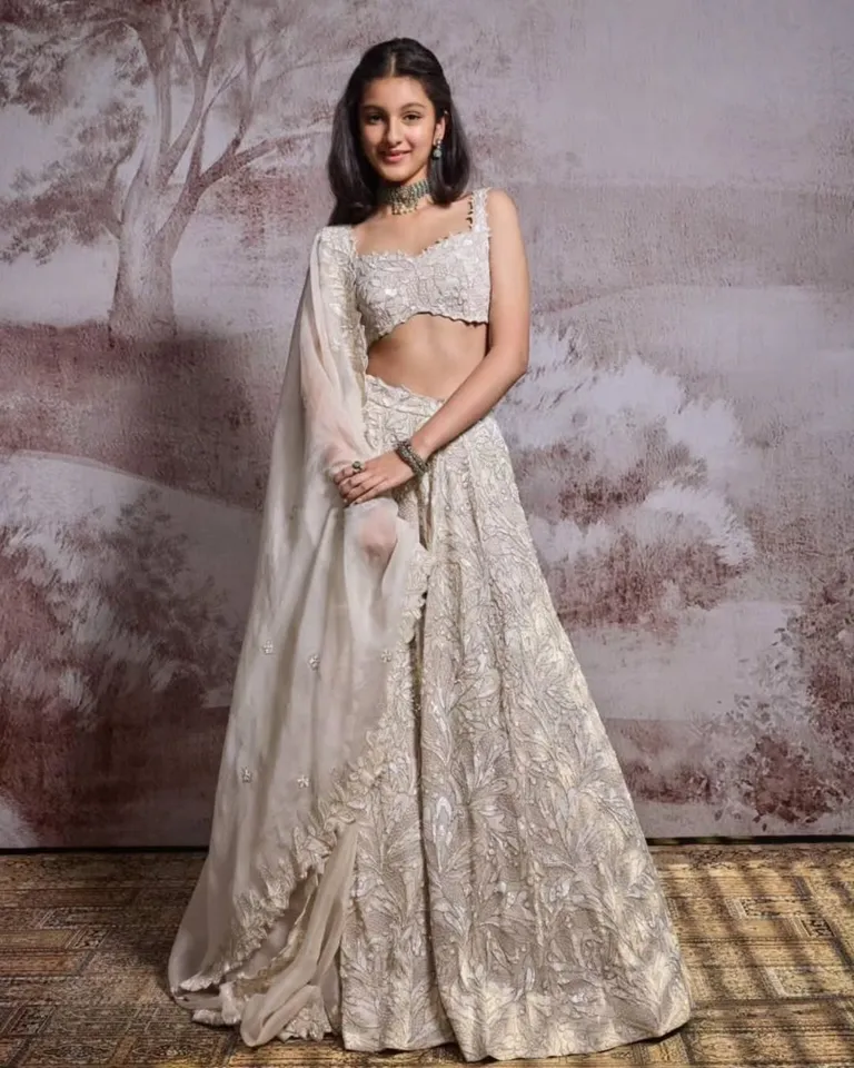 Sitara ghattamaneni