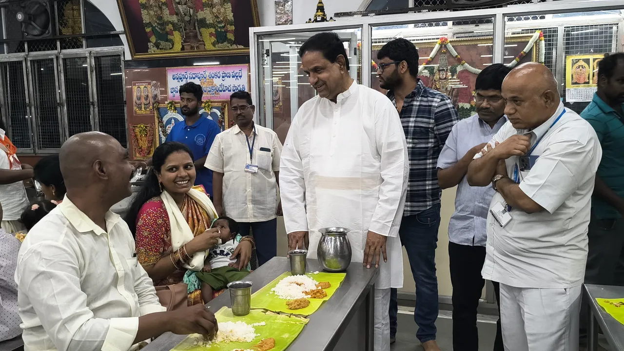 తిరుమలలో TTD చైర్మన్ తనిఖీలు