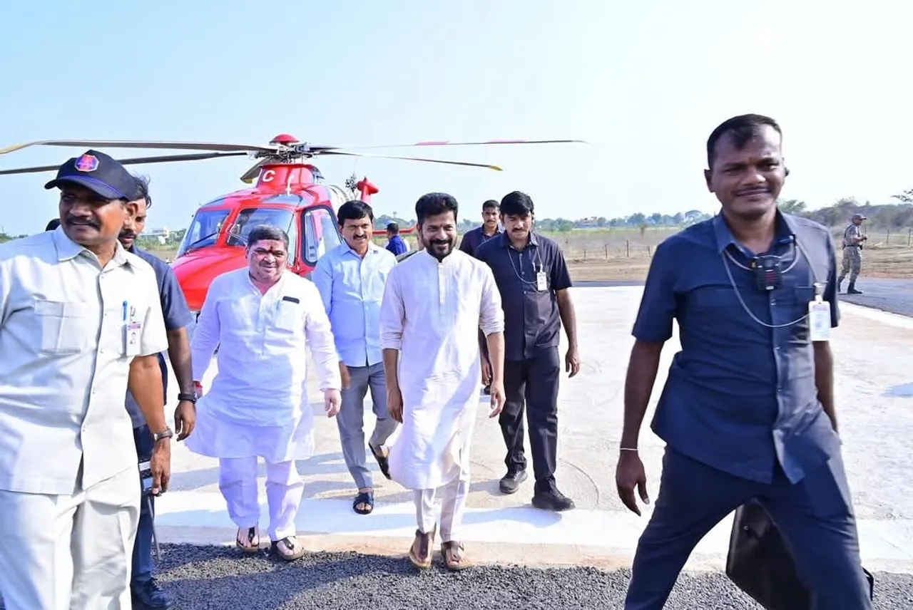 SARASWATI PUSHKARALU 2025: సరస్వతి పుష్కరాల్లో సీఎం రేవంత్, మంత్రులు-PHOTOS