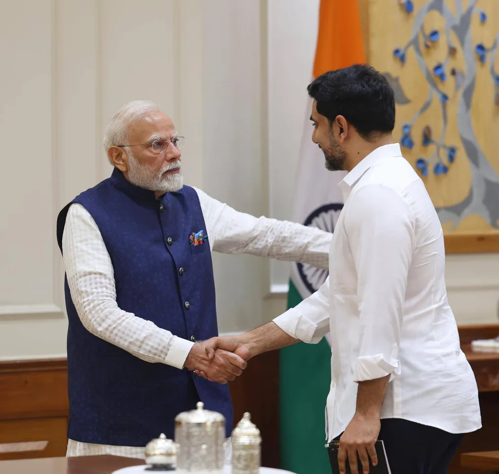 Nara Lokesh-Modi: మోదీని కలిసిన నారా లోకేష్ ఫ్యామిలీ-PHOTOS
