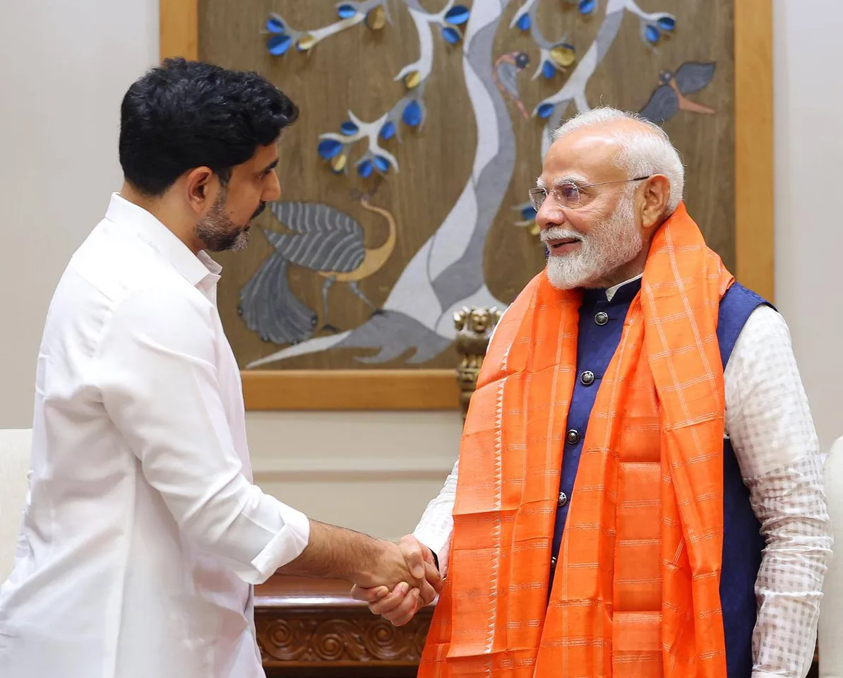 Nara Lokesh-Modi: మోదీని కలిసిన నారా లోకేష్ ఫ్యామిలీ-PHOTOS