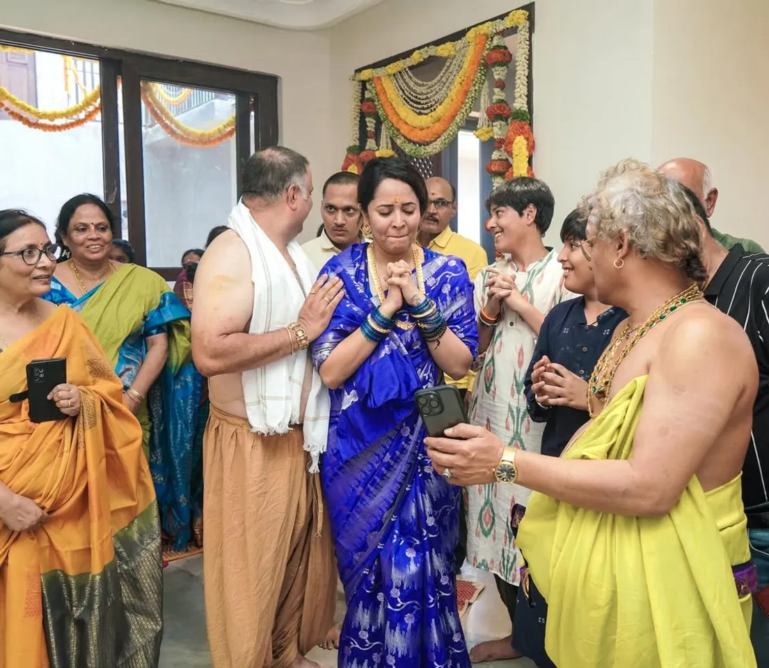 anasuya house warming pic 10th