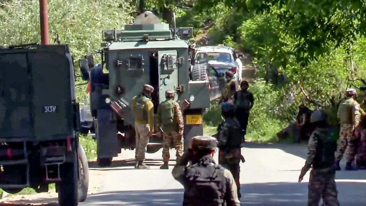 50 terrorists tried to enter India under cover of Pakistani shelling on May 8, Says BSF