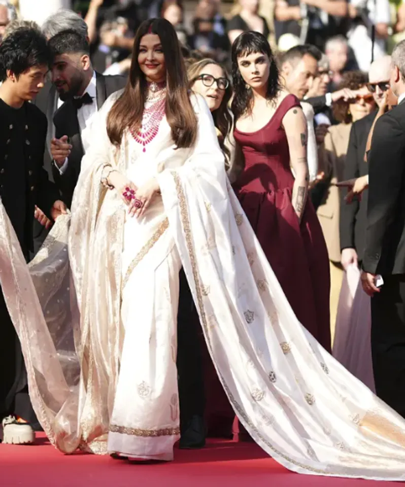 Aishwarya cannes 2025 pic 8th