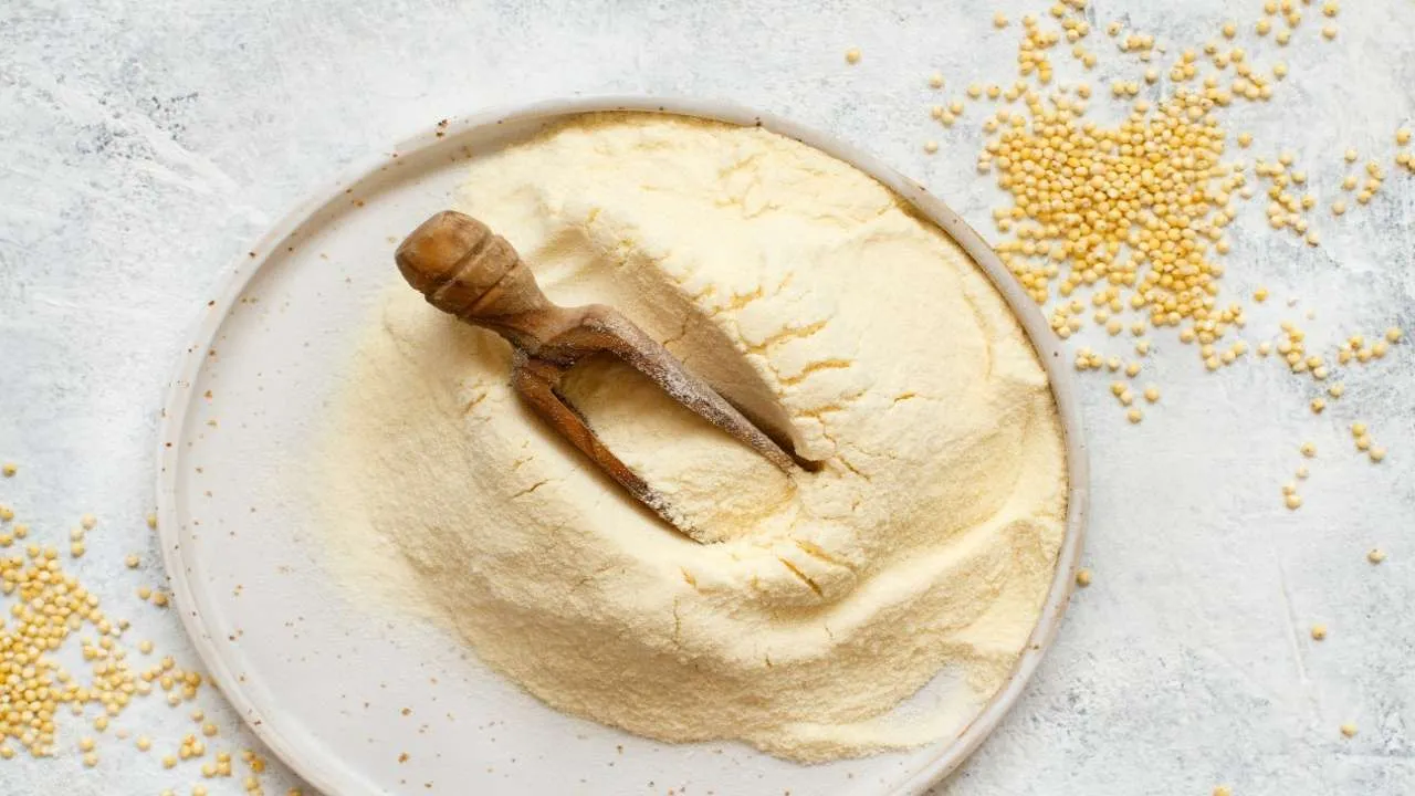Peanut flour face pack
