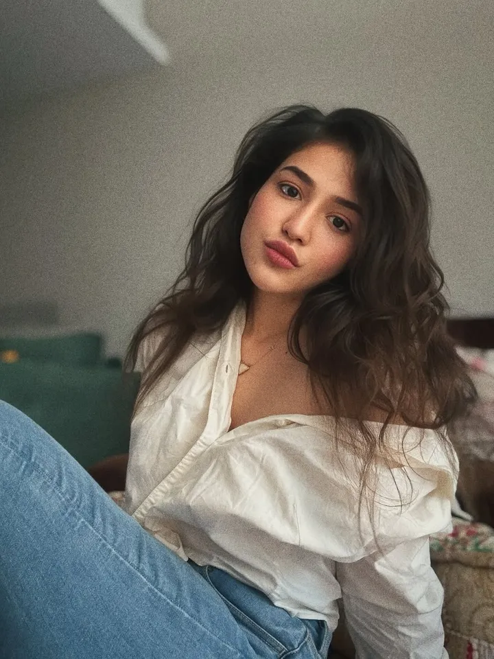 Priyanka Jawalkar sixth pic